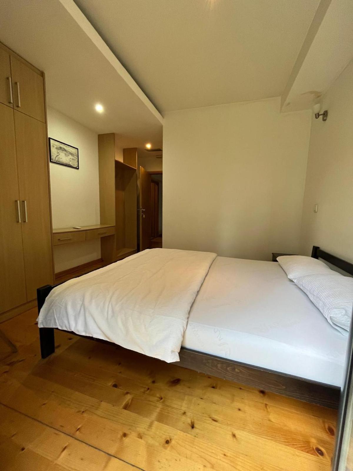 B&B Botel Charlie Beograd Ruang foto